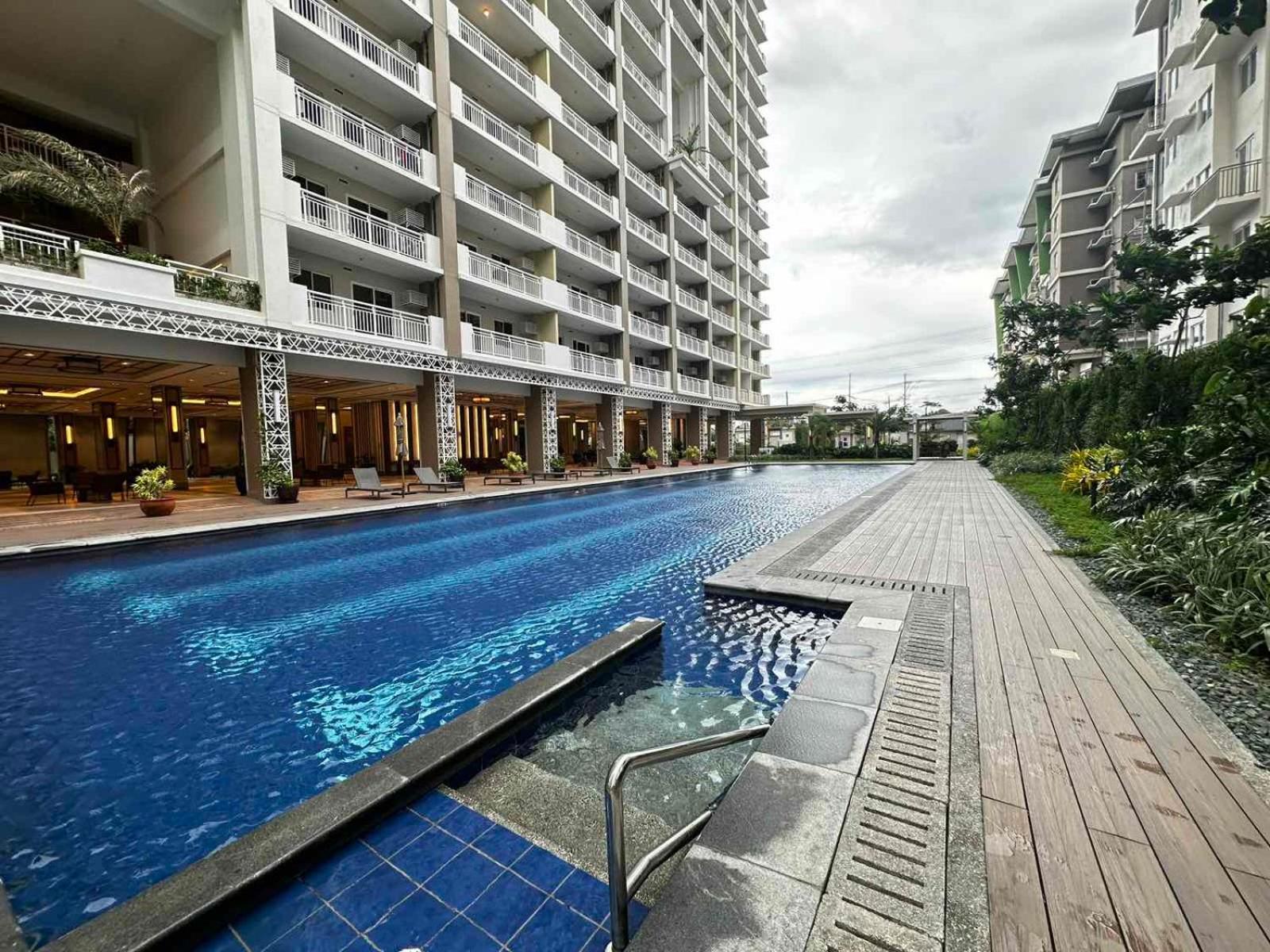 2 Bedroom Condo Unit Near Sm Bf & Naia At The Atherton By Dmci With 2 Balcony Paranaque City Buitenkant foto