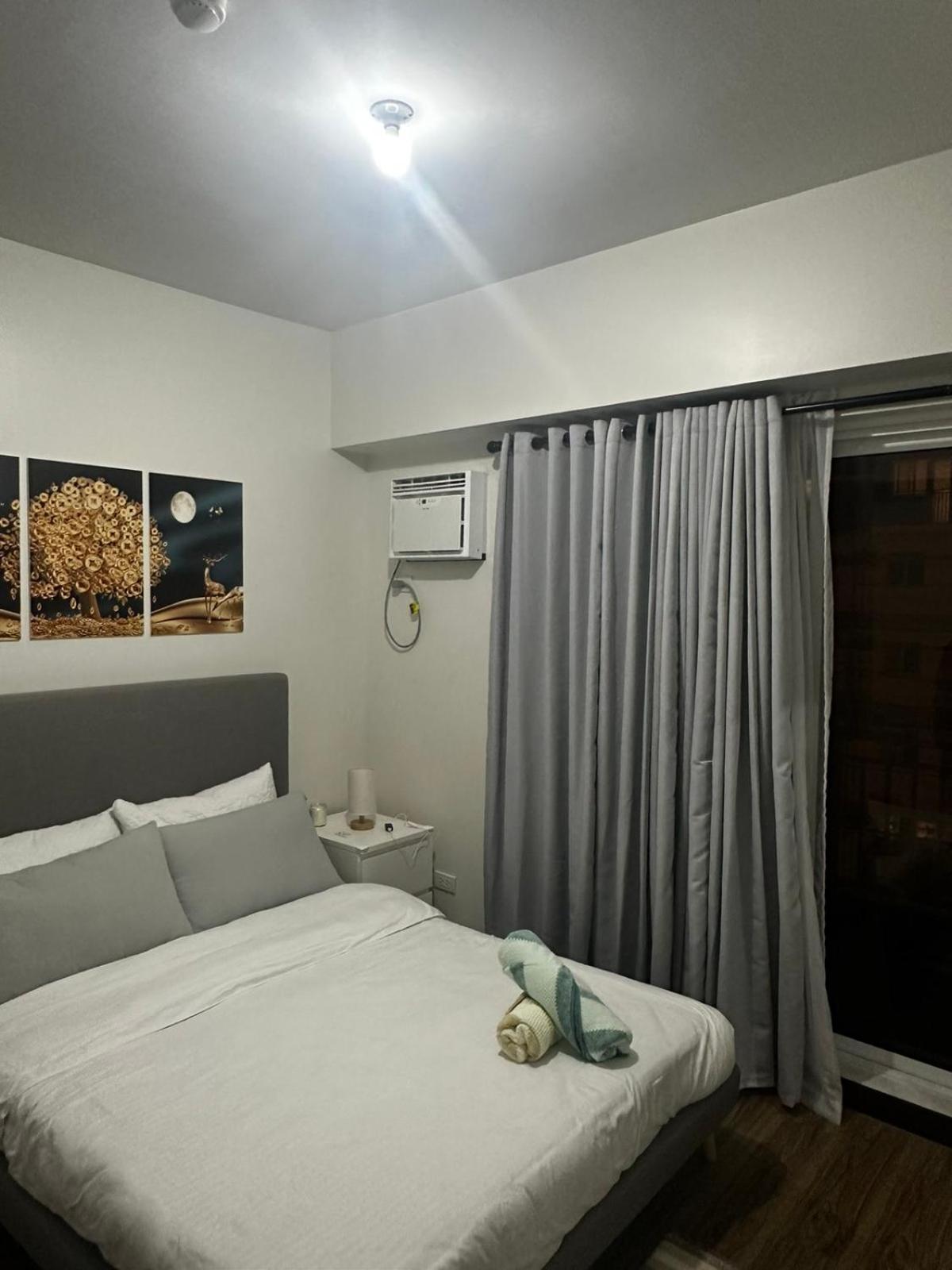 2 Bedroom Condo Unit Near Sm Bf & Naia At The Atherton By Dmci With 2 Balcony Paranaque City Buitenkant foto